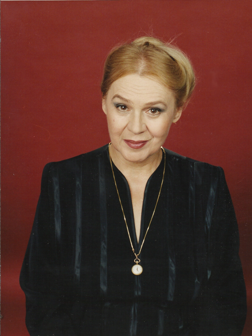 Adrienne Csengery