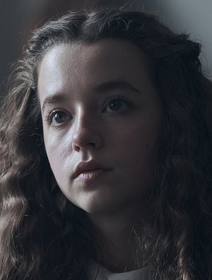 Ariella Glaser