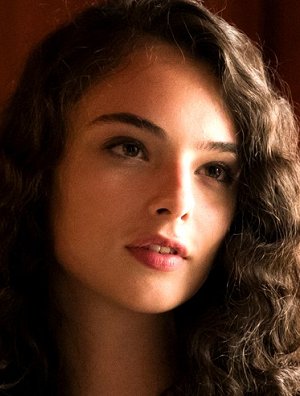 Deva Cassel
