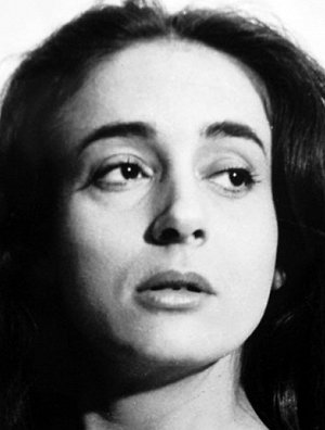 Ellie Lambeti