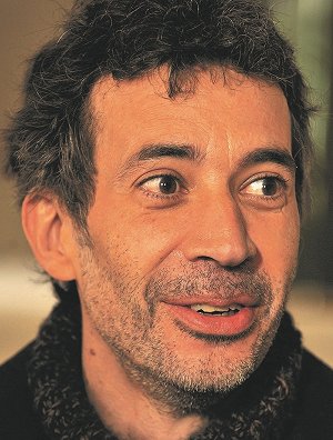 Eric Elmosnino