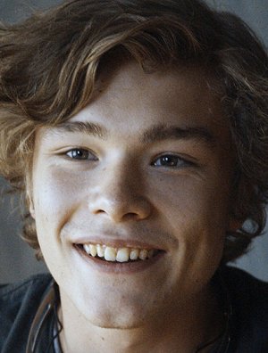 Jonas Hoff Oftebro