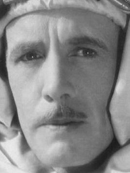Lewis Stone