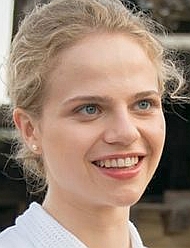 Lili Epply
