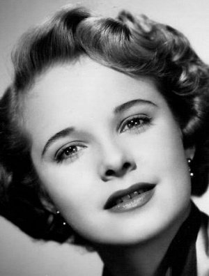 Mona Freeman