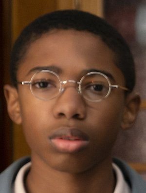Seth Carr