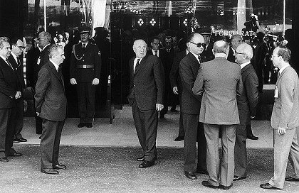 1985–1987: Hoffnung