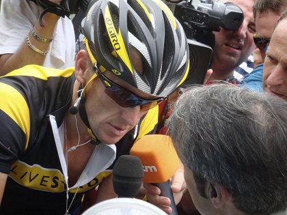 Armstrongova lež