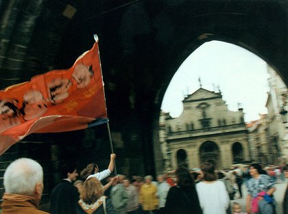 Co dělat? (Cesta z Prahy do Českého Krumlova aneb Jak jsem sestavoval novou vládu)