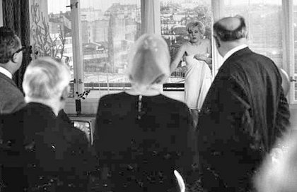 Kinoautomat: Člověk a jeho dům