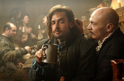 Miguel a William