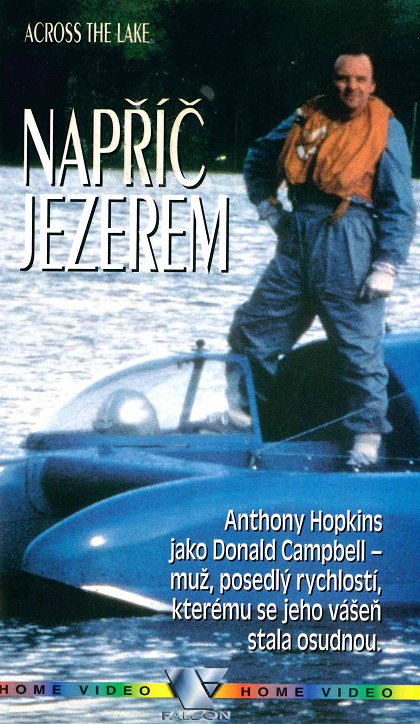 Napříč jezerem
