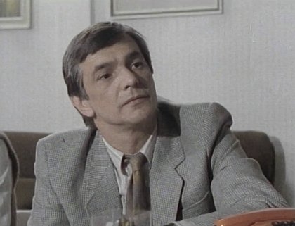 Stopy zločinu: Pátek, čas motýlů