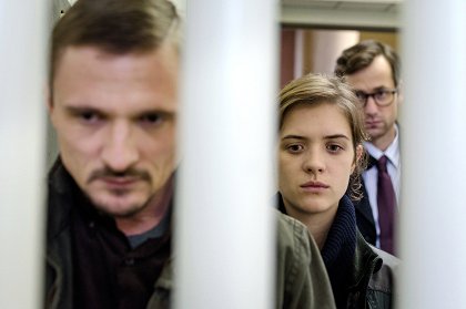 Teroristé hákového kříže: Vyšetřovatelé - Jen pro služební použití