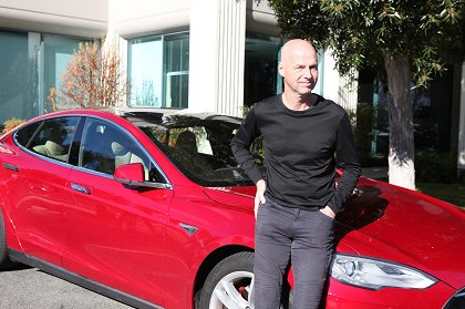 Úsvit samořiditelných automobilů